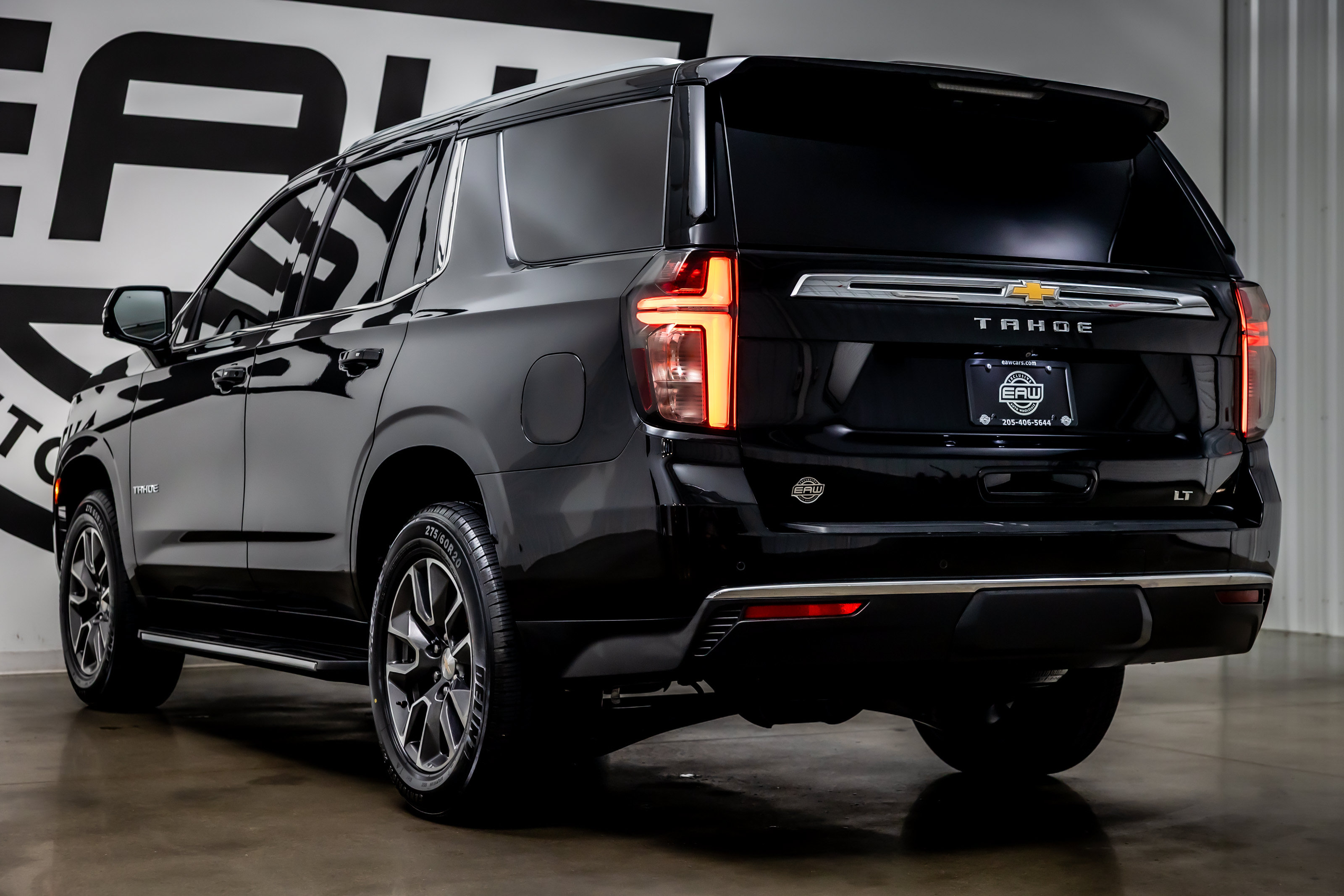 Used 2022 Chevrolet Tahoe LT w/ Luxury Package RWD image 30