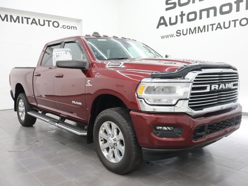 Used 2024 RAM 2500 Laramie AWD/4WD image 2