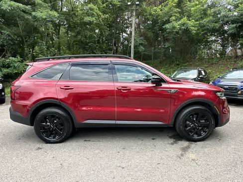 Used 2022 Kia Sorento S AWD/4WD image 3