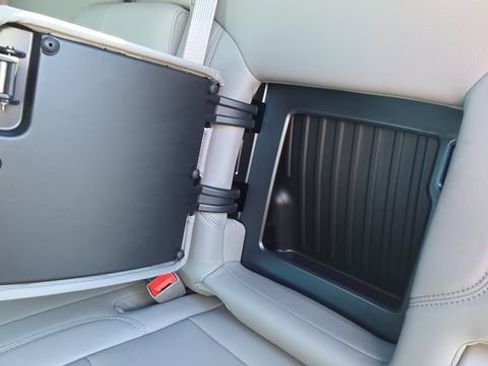 New 2026 GMC Sierra 2500 SLT w/ SLT Premium Package image 29