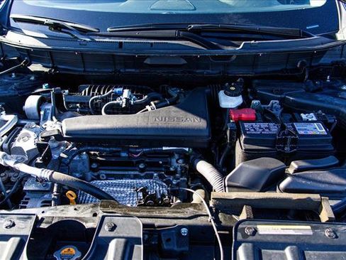 Used 2020 Nissan Rogue SL w/ Premium Package image 25