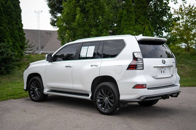 Used 2023 Lexus GX 460 Luxury w/ Sport Design Package AWD/4WD image 7