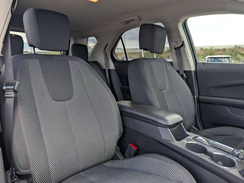 Used 2017 Chevrolet Equinox LT w/ Convenience Package AWD/4WD image 25