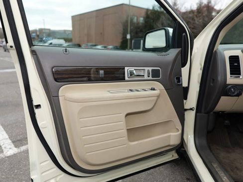 Used 2008 Lincoln MKX AWD image 15