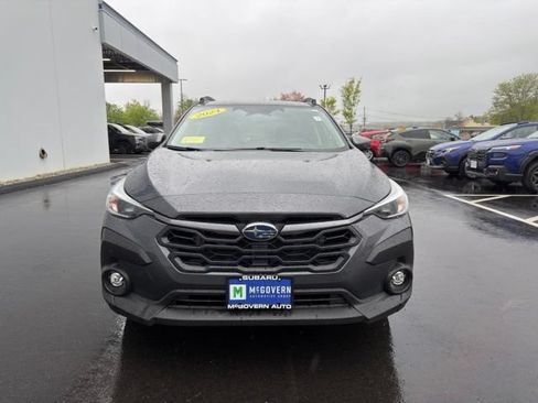 Used 2024 Subaru Crosstrek 2.0i Premium AWD/4WD image 3