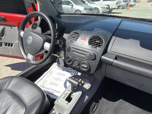 Used 2005 Volkswagen Beetle GLS image 43
