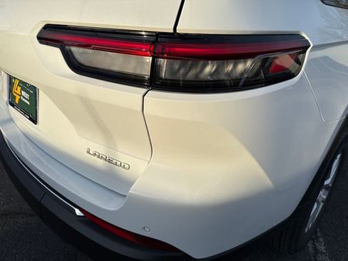 New 2025 Jeep Grand Cherokee L Laredo w/ Luxury Tech Group I image 12