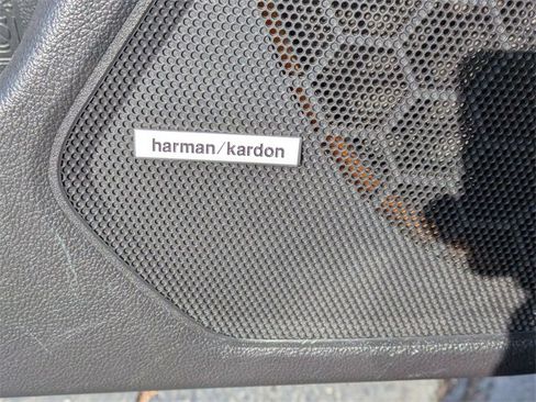 Used 2015 Subaru Outback 2.5i Limited image 14