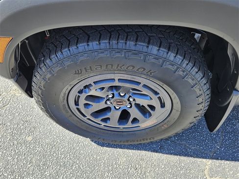 New 2026 Nissan Frontier Pro-X image 15