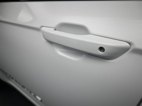 Used 2025 Jeep Grand Cherokee Limited image 28