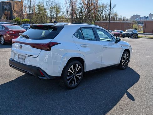 New 2026 Lexus UX 300h AWD image 2