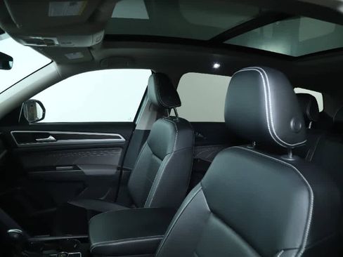 Certified 2023 Volkswagen Atlas SE image 21
