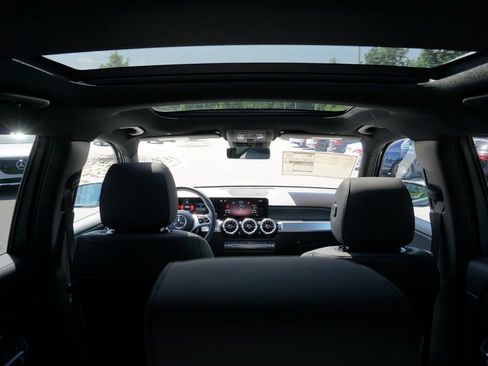 Certified 2025 Mercedes-Benz GLB 250 image 55