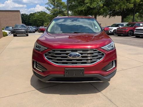 Used 2019 Ford Edge SEL w/ Equipment Group 201A FWD image 2
