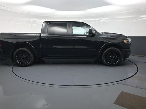 Used 2025 RAM 1500 Limited AWD/4WD image 2