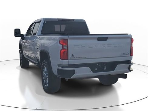 Certified 2024 Chevrolet Silverado 2500 High Country w/ High Country Premium Package image 3