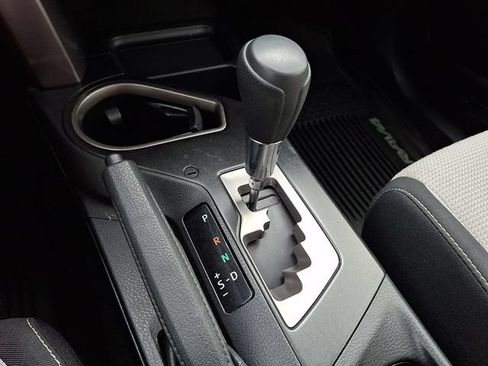 Certified 2018 Toyota RAV4 XLE AWD/4WD image 15