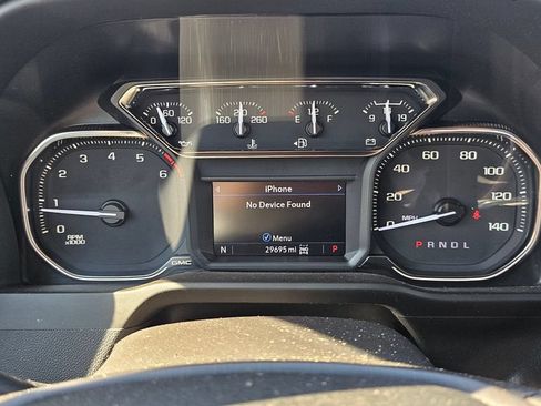 Used 2022 GMC Sierra 1500 AT4 w/ AT4 Preferred Package AWD/4WD image 32