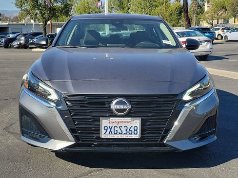 Used 2025 Nissan Altima 2.5 S FWD image 32