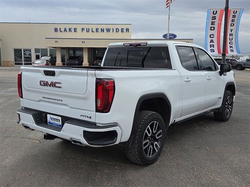 Used 2023 GMC Sierra 1500 AT4 w/ AT4 Premium Package image 5