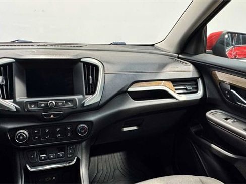 Used 2018 GMC Terrain SLE image 12