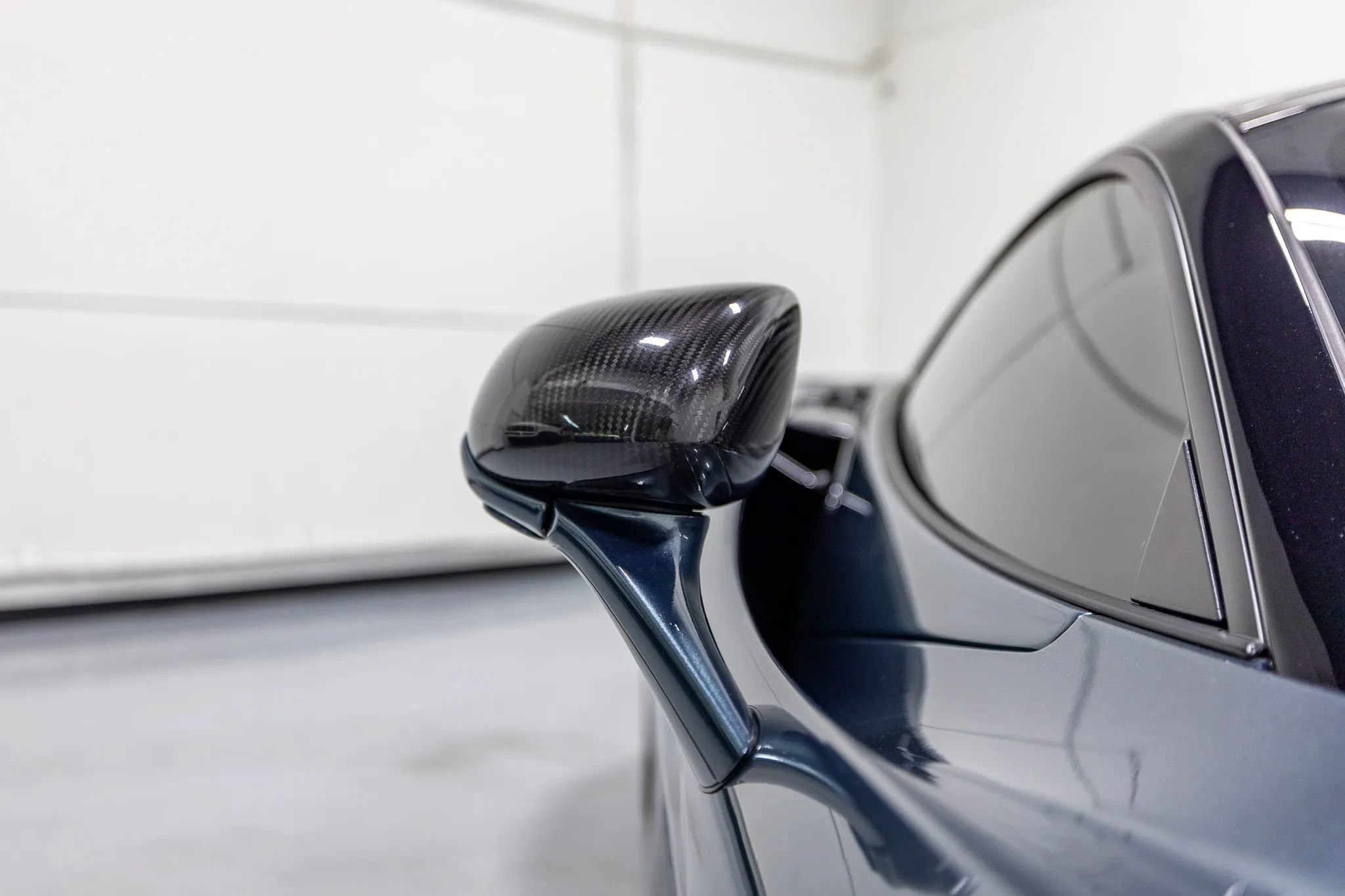 Used 2018 McLaren 720S Performance RWD image 13