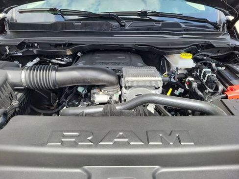 New 2026 RAM 1500 4x4 Crew Cab image 17