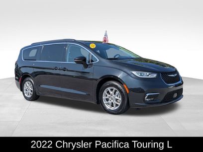 Used 2022 Chrysler Pacifica Touring-L