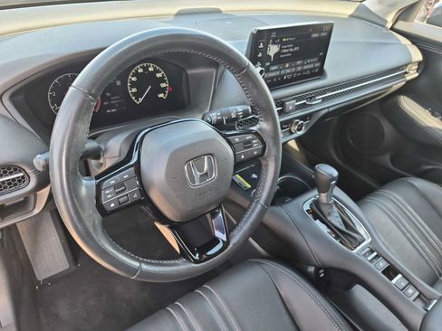 Used 2025 Honda HR-V EX-L image 2