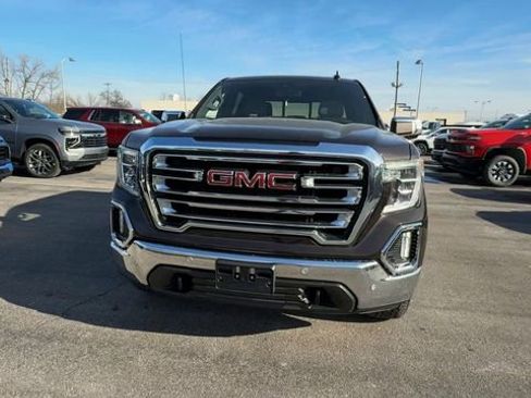 Used 2019 GMC Sierra 1500 SLT w/ SLT Premium Plus Package image 3