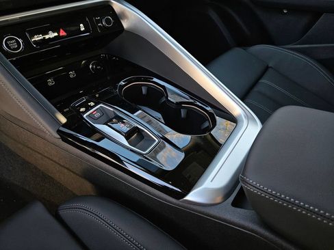 New 2025 Audi Q5 Premium Plus AWD/4WD image 14