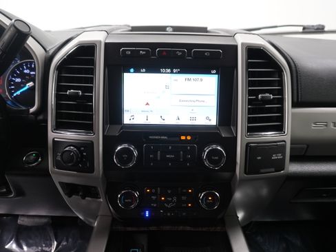 Used 2019 Ford F250 Lariat w/ Lariat Ultimate Package AWD/4WD image 21