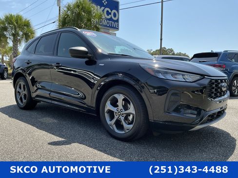 Used 2023 Ford Escape ST-Line FWD image 7