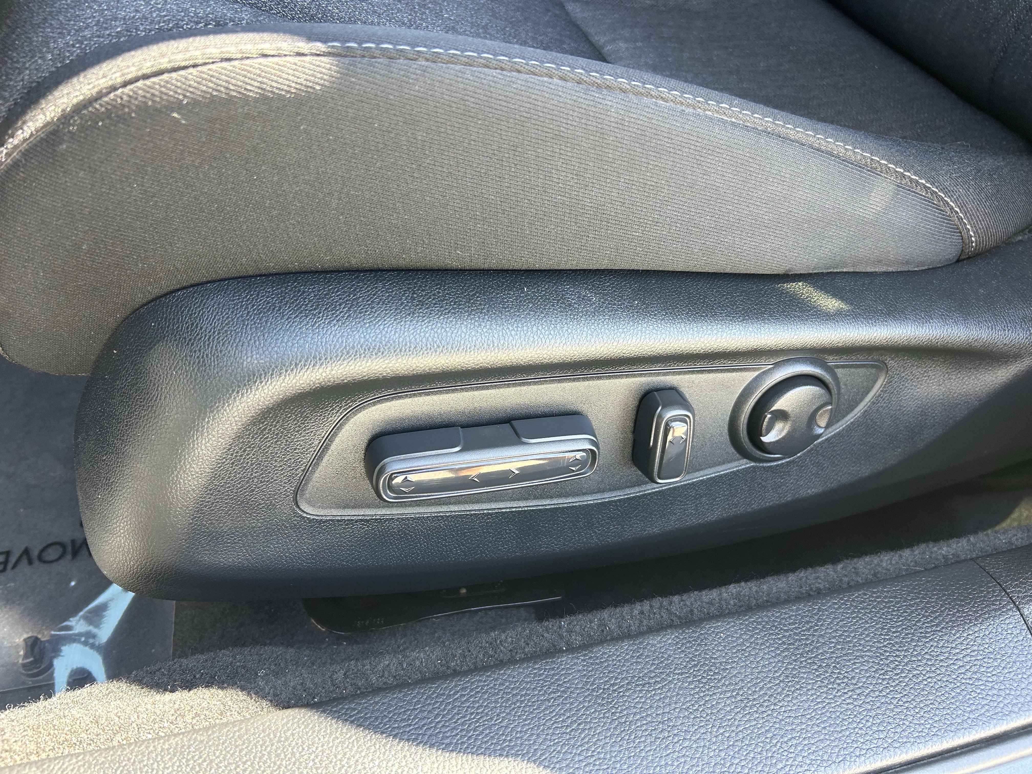 Used 2025 Honda Accord SE image 16