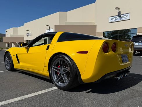 Used 2006 Chevrolet Corvette Z06 w/ Preferred Equipment Group RWD image 7