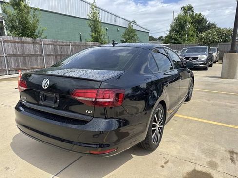 Used 2016 Volkswagen Jetta Sport FWD image 7