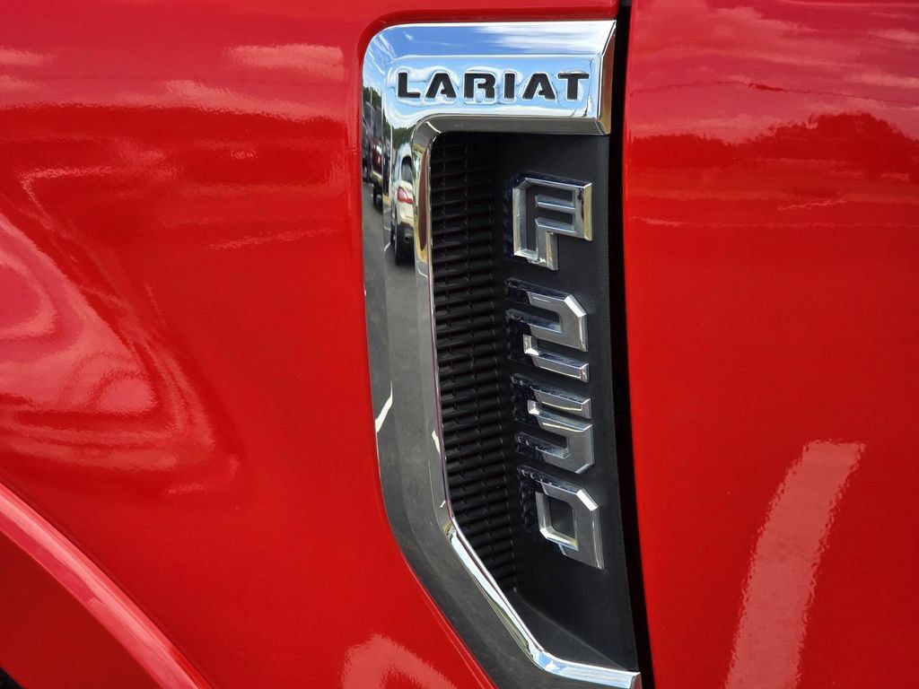 Used 2022 Ford F250 Lariat w/ Tremor Off-Road Package AWD/4WD image 41