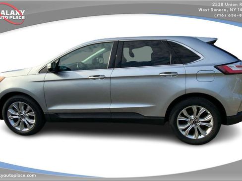Used 2024 Ford Edge Titanium AWD/4WD image 8