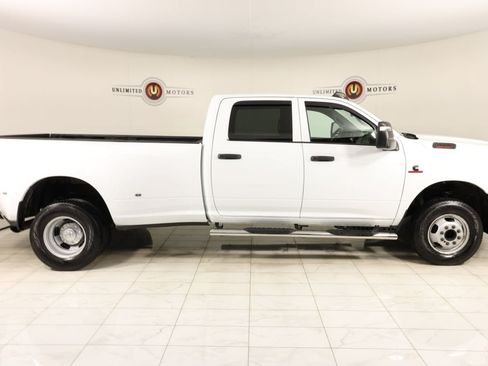 Used 2024 RAM 3500 Tradesman AWD/4WD image 2