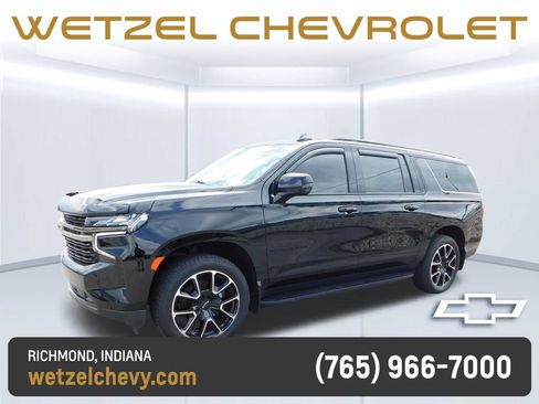 Certified 2022 Chevrolet Suburban RST w/ Luxury Package AWD/4WD image 7
