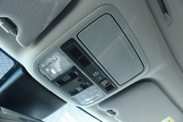 Used 2024 Honda Odyssey Elite image 23