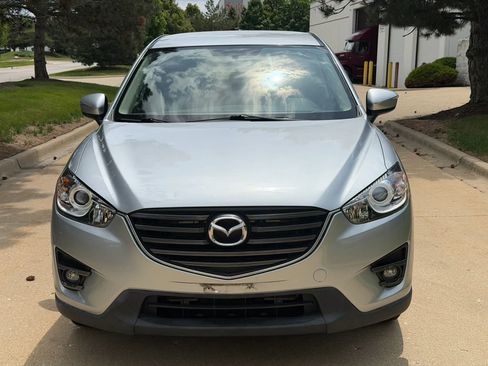Used 2016 MAZDA CX-5 Touring FWD image 2