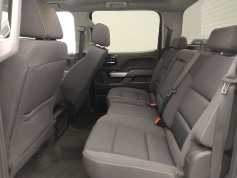 Used 2018 Chevrolet Silverado 1500 LT w/ LT Eassist Package AWD/4WD image 18