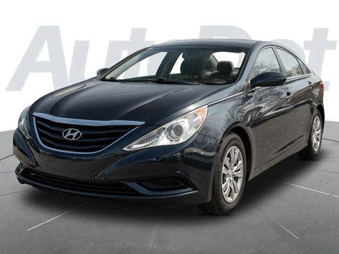 Used 2011 Hyundai Sonata GLS image 5
