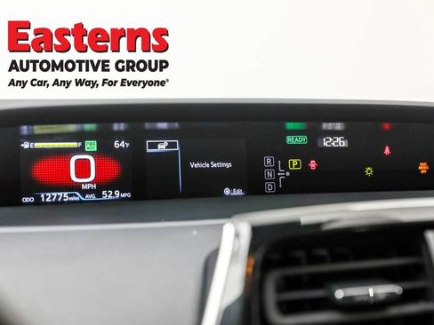 Used 2022 Toyota Prius Prime LE image 18