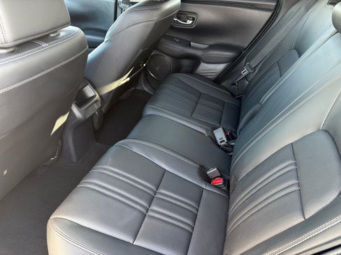 Used 2024 Honda HR-V EX-L image 29