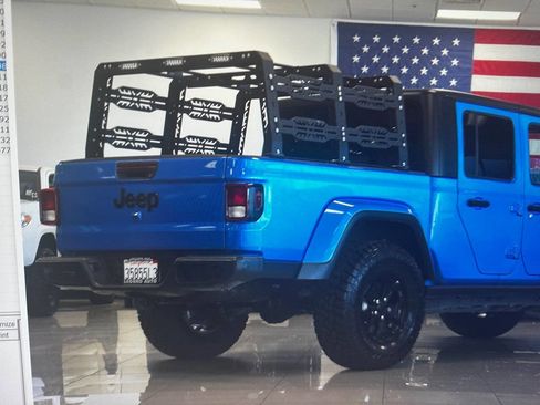 Used 2022 Jeep Gladiator Sport AWD/4WD image 35