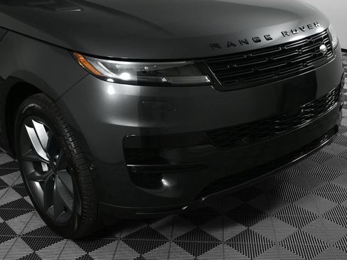 Used 2023 Land Rover Range Rover Sport SE AWD/4WD image 34
