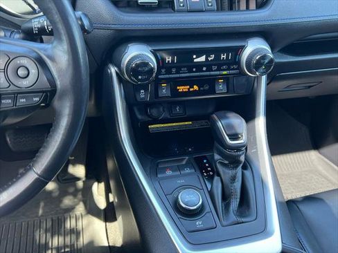 Certified 2021 Toyota RAV4 XSE AWD/4WD image 21