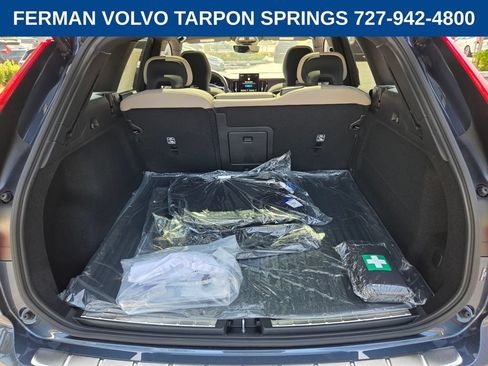 New 2026 Volvo XC60 B5 Plus w/ Protection Package Premier AWD/4WD image 17